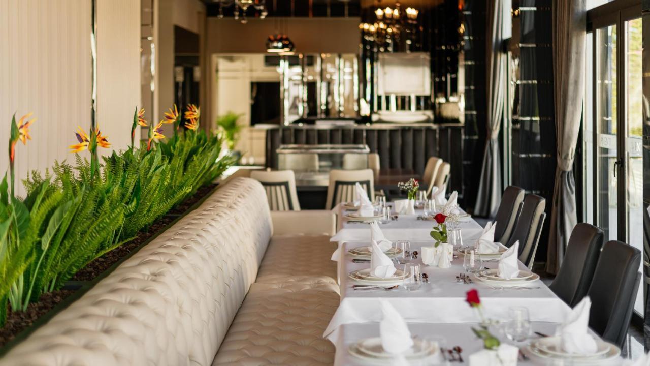 Royal Palace Hotel Nicosia Ngoại thất bức ảnh