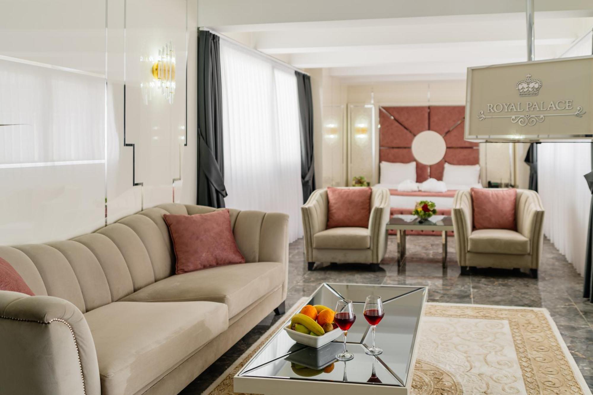Royal Palace Hotel Nicosia Ngoại thất bức ảnh