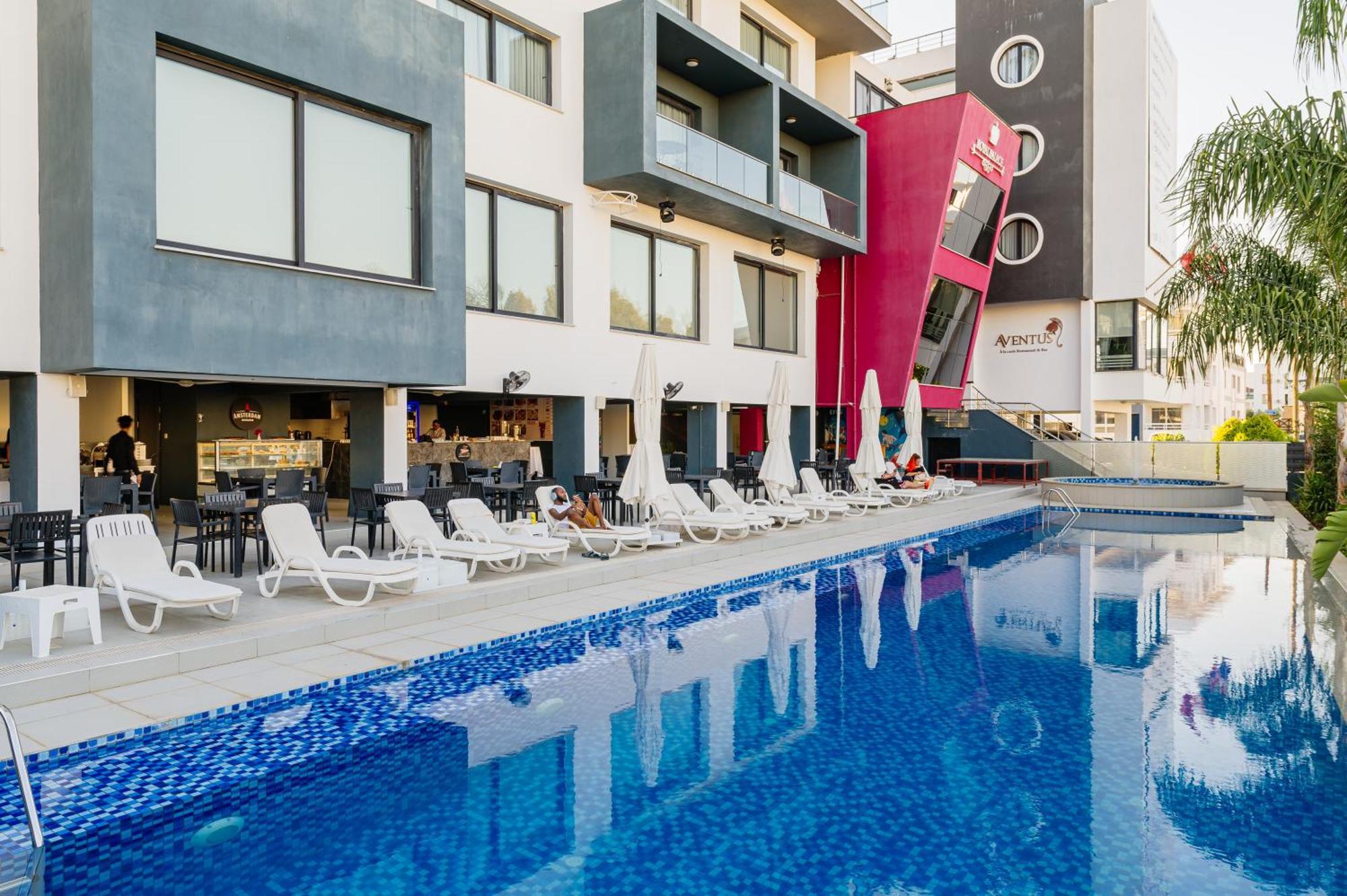 Royal Palace Hotel Nicosia Ngoại thất bức ảnh